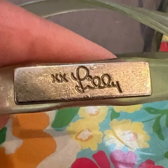 Lilly Pulitzer  Women's Flip Flops size 8 - Picture 2 of 7